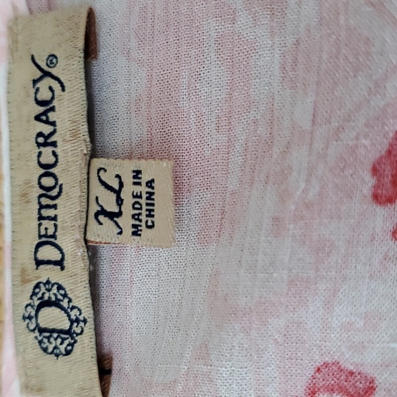 Top - Picture 4 of 6